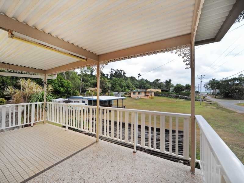 52 Davison Rd, Wilson Beach QLD 4800