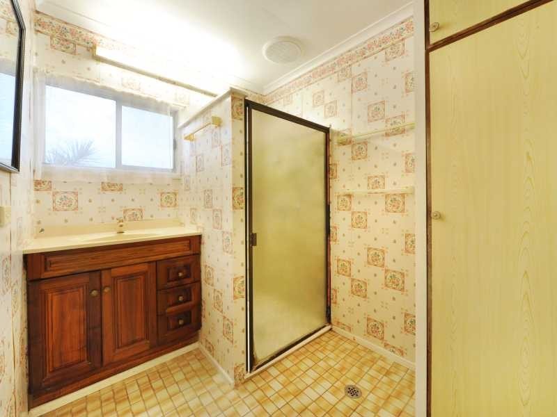 52 Davison Rd, Wilson Beach QLD 4800