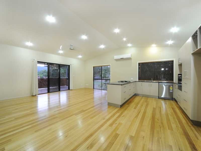 25 Kingfisher Terrace, Jubilee Pocket QLD 4802