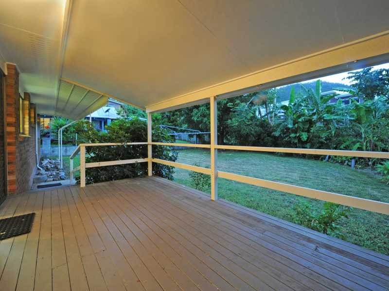 57 Manooka Drive, Cannonvale QLD 4802