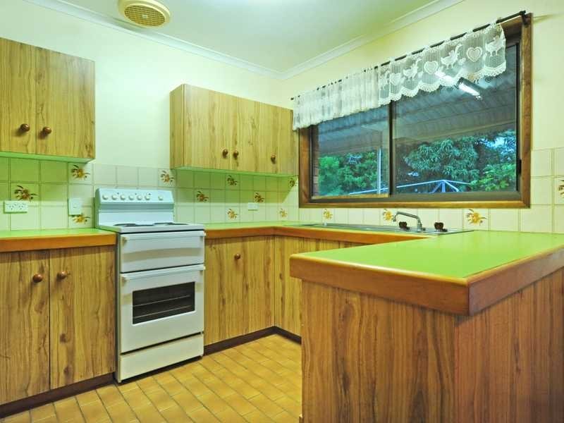 57 Manooka Drive, Cannonvale QLD 4802