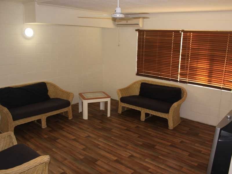 Unit 11/3 Eshelby Drive, Cannonvale QLD 4802