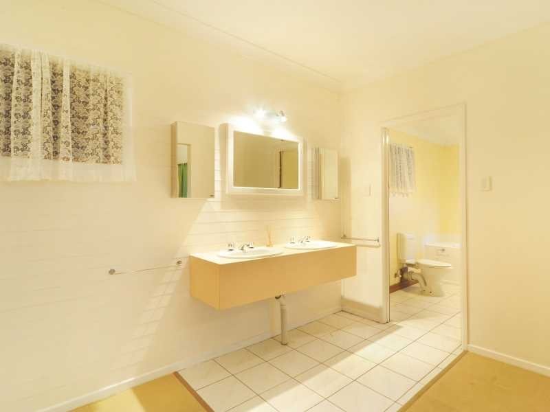 127 Staniland Drive, Strathdickie QLD 4800