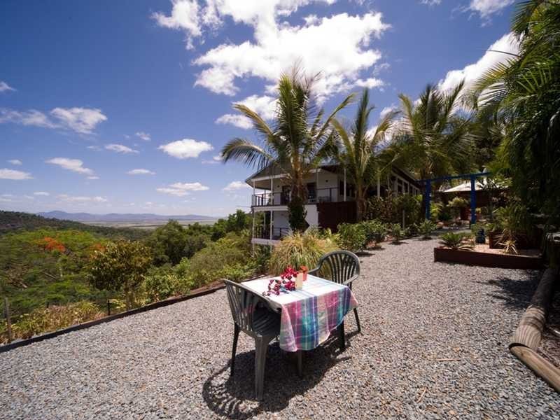127 Staniland Drive, Strathdickie QLD 4800