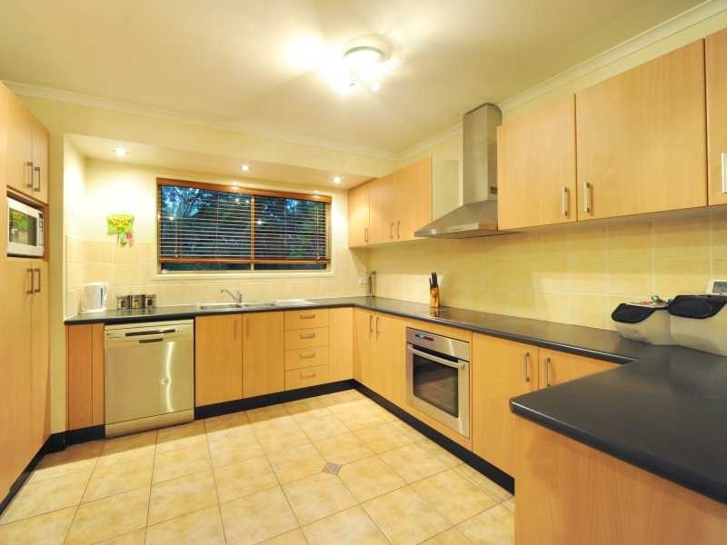 Unit 2/15 Eshelby Drive, Cannonvale QLD 4802
