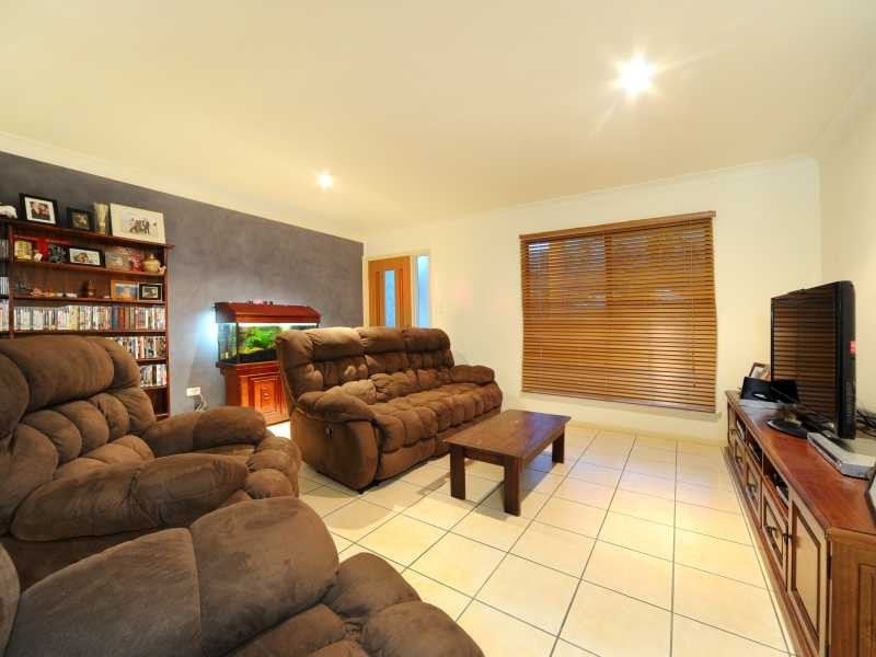 8 Sanctuary Ave, Jubilee Pocket QLD 4802