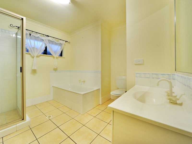 8 Sanctuary Ave, Jubilee Pocket QLD 4802
