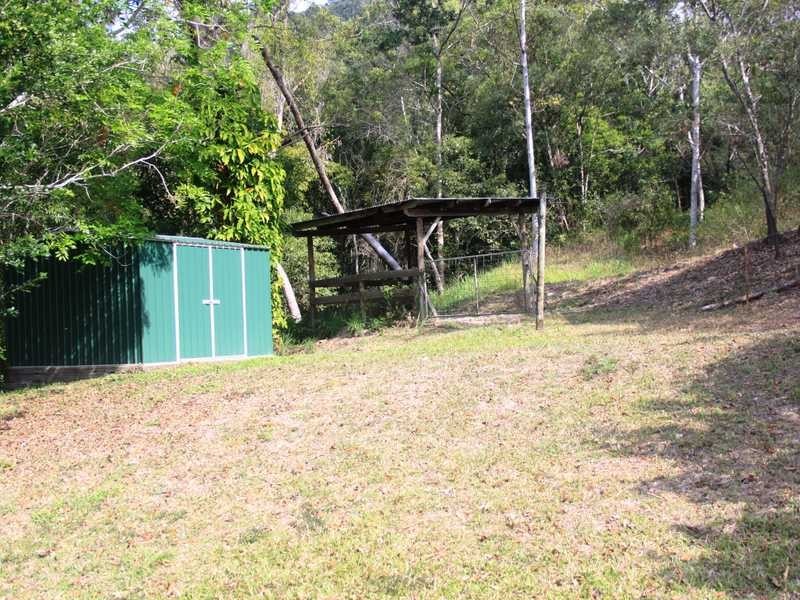 112 Brandy Creek Rd, Cannon Valley QLD 4800