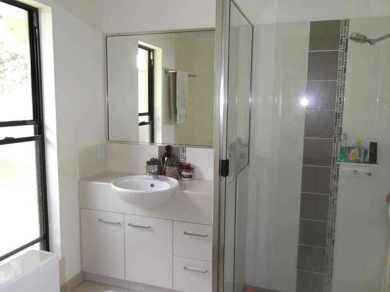 Unit 1/22 Armada Crescent, Jubilee Pocket QLD 4802