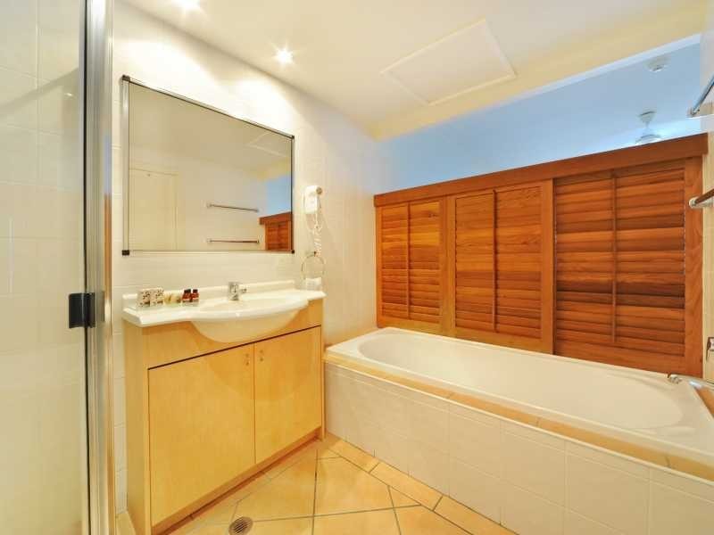 Suite 320/25 Oceanview Ave, Airlie Beach QLD 4802