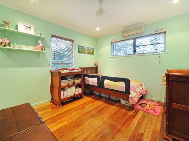 18 Plemenuk Road, Mount Marlow QLD 4800