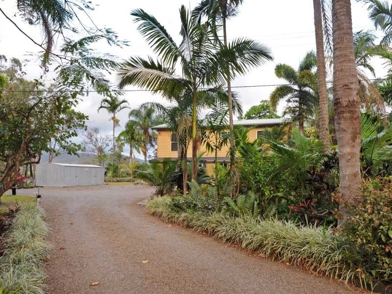 18 Plemenuk Road, Mount Marlow QLD 4800