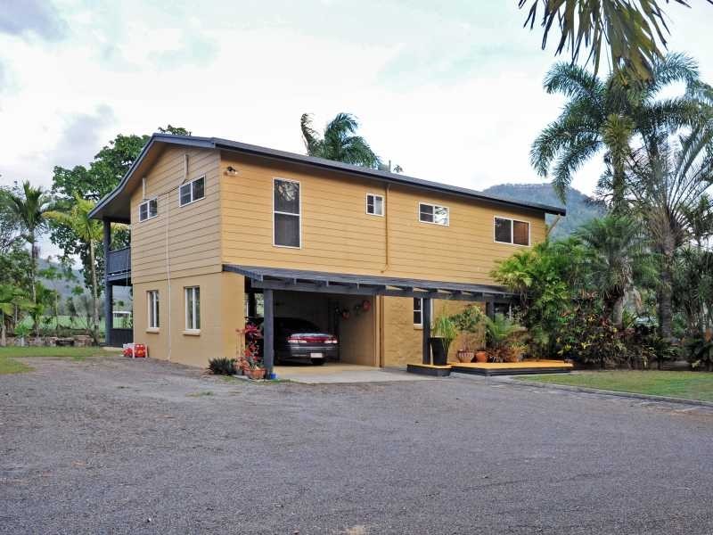 18 Plemenuk Road, Mount Marlow QLD 4800