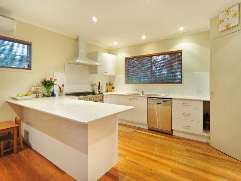 18 Plemenuk Road, Mount Marlow QLD 4800