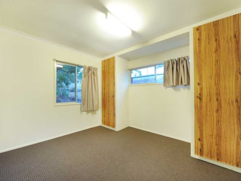 Unit 1 & 2/9 Usher Road, Mount Julian QLD 4800