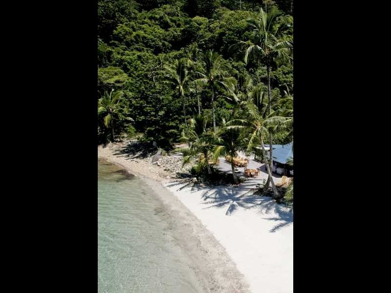Paradise Bay Eco Resort, Long Island QLD 4741