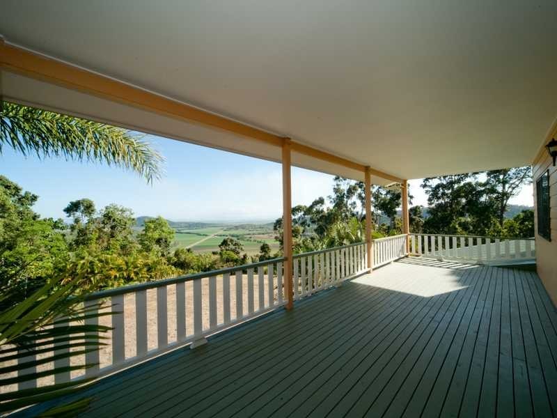 77 Staniland Drive, Strathdickie QLD 4800