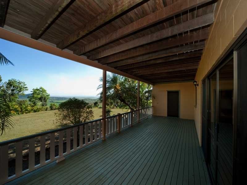 77 Staniland Drive, Strathdickie QLD 4800