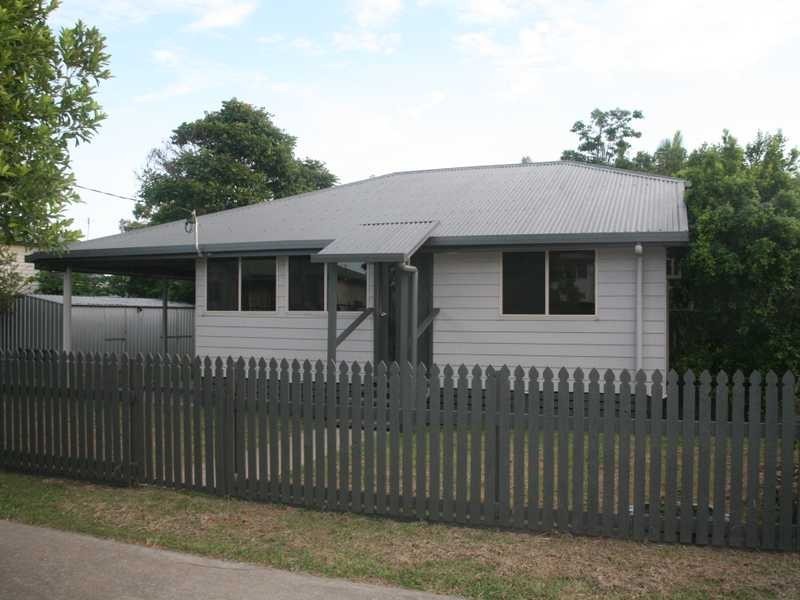 36 Ruge Street, Proserpine QLD 4800