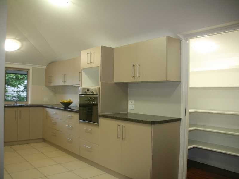 36 Ruge Street, Proserpine QLD 4800