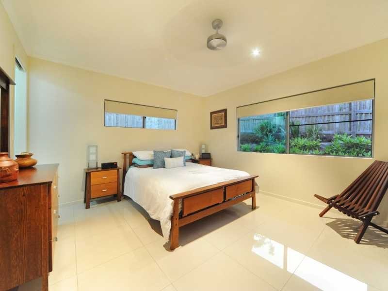 38 Parker Road, Cannonvale QLD 4802