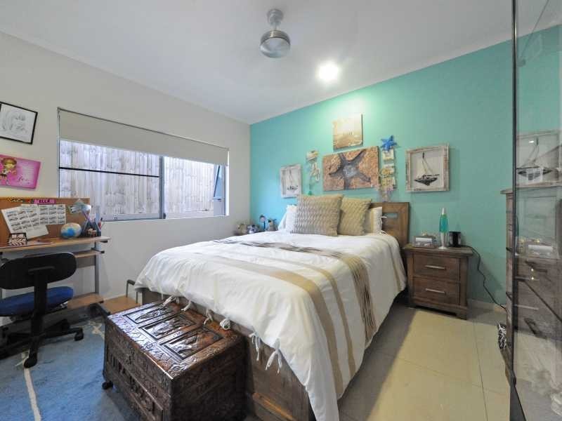 38 Parker Road, Cannonvale QLD 4802