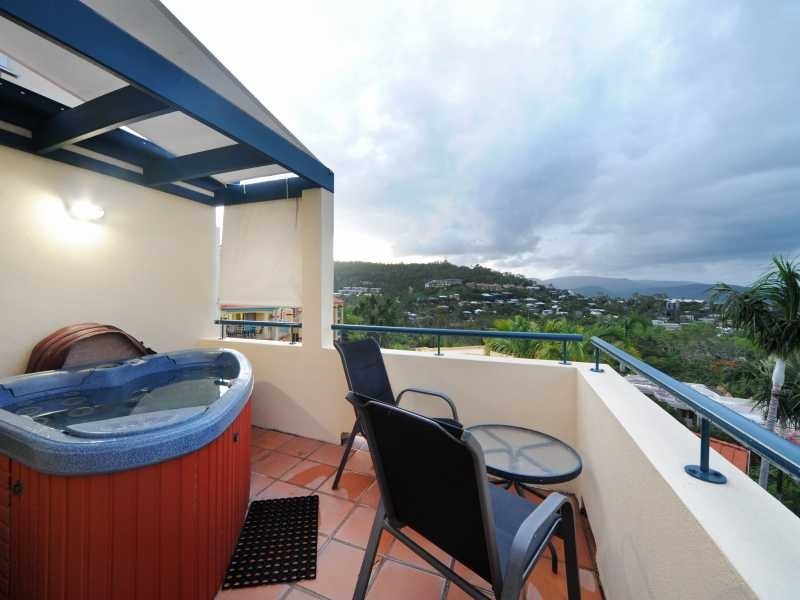 Unit 19/12 Golden Orchid Drive, Airlie Beach QLD 4802