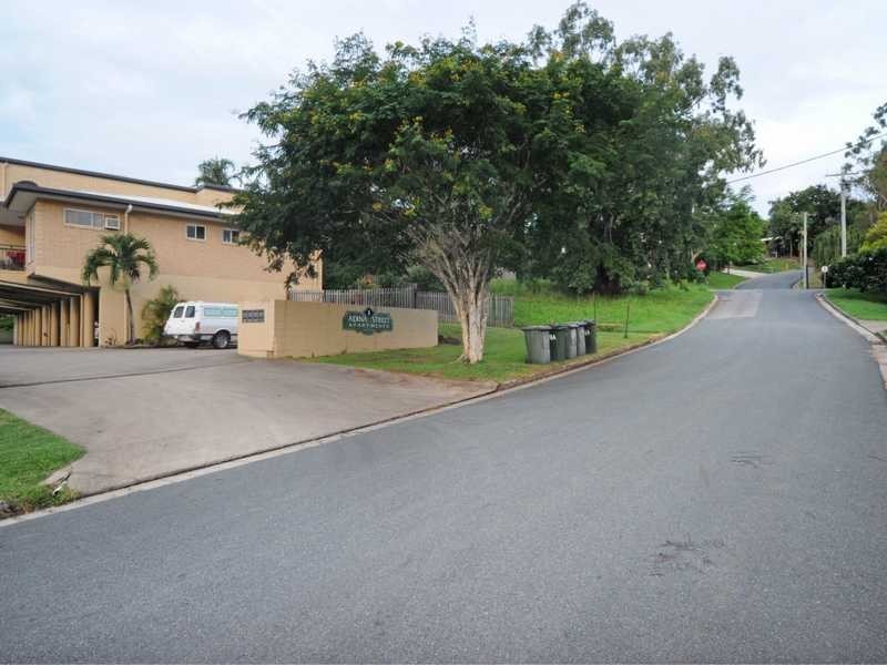 1 Adina Street, Cannonvale QLD 4802