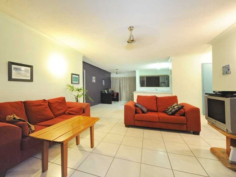 Unit 104/2 Eshelby Drive, Cannonvale QLD 4802