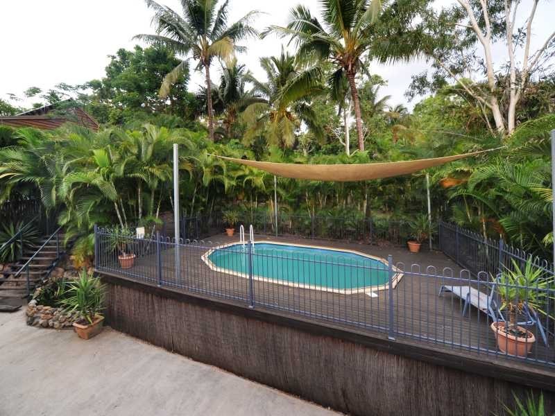 15 Wambiri Street, Cannonvale QLD 4802