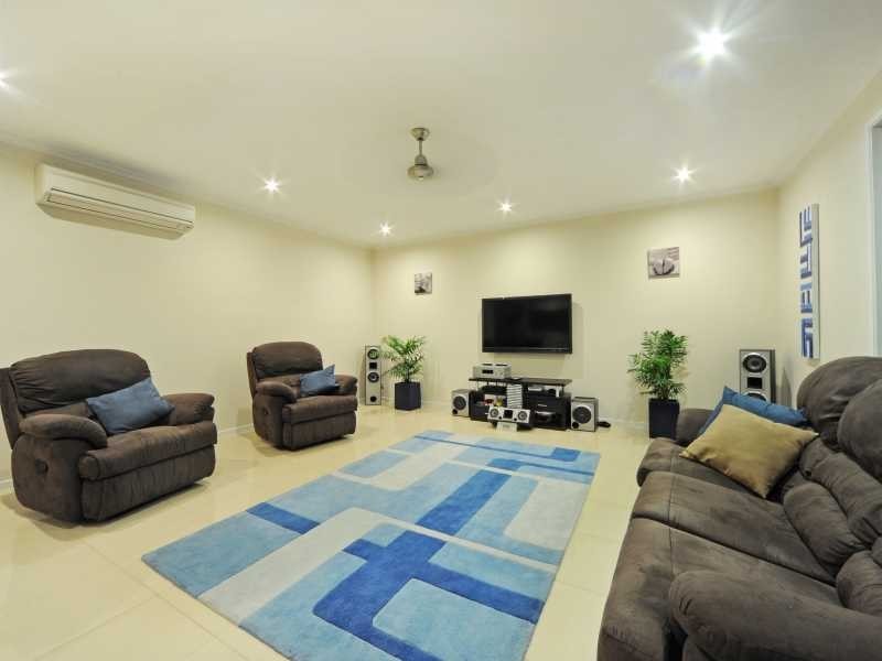 5 Scenic Ridge Drive, Cannonvale QLD 4802