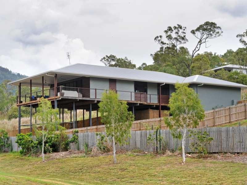 5 Scenic Ridge Drive, Cannonvale QLD 4802