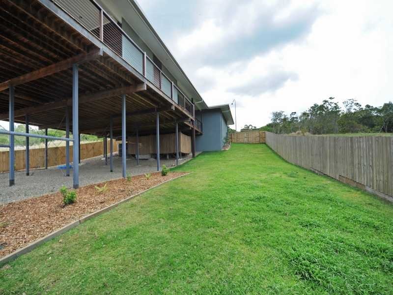 5 Scenic Ridge Drive, Cannonvale QLD 4802