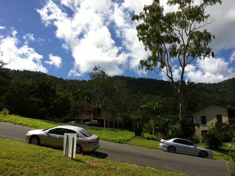 21 Island Drive, Cannonvale QLD 4802