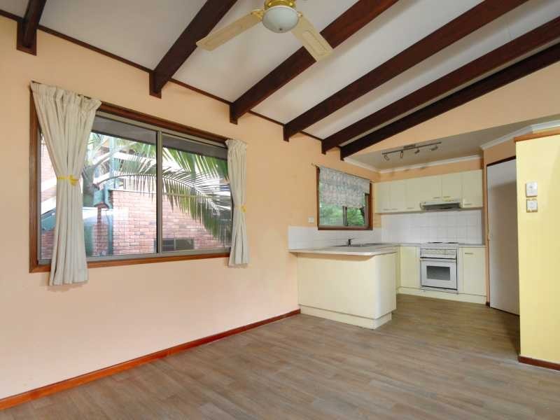 12 Adina Street, Cannonvale QLD 4802