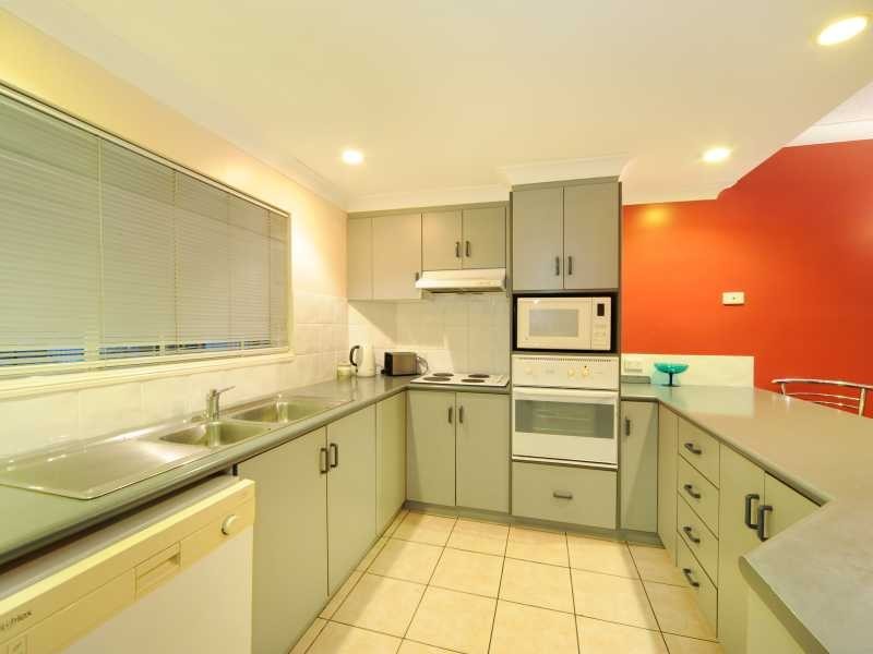 Unit 28/24 Pandanus Drive, Cannonvale QLD 4802