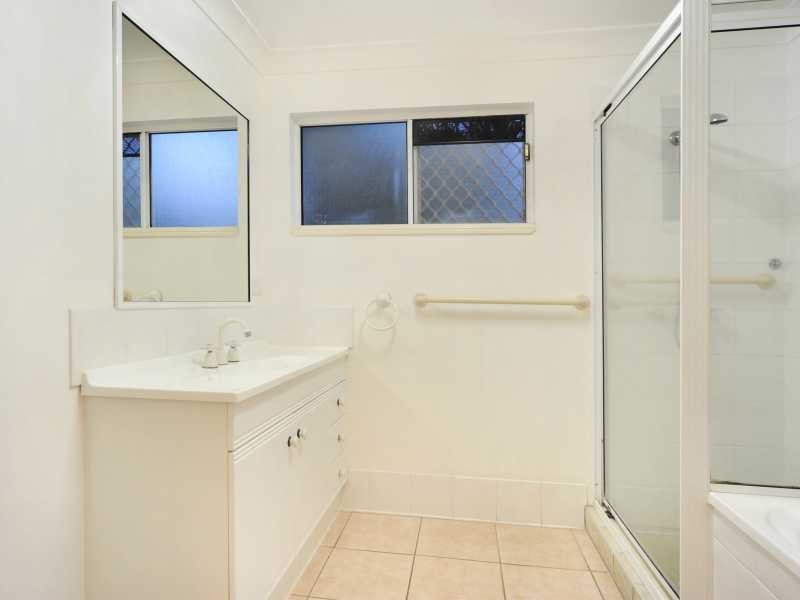 Unit 28/24 Pandanus Drive, Cannonvale QLD 4802
