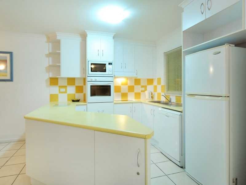 Unit 27/24 Beach Road, Cannonvale QLD 4802