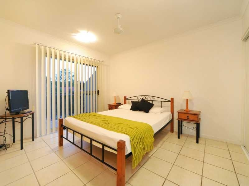 Unit 27/24 Beach Road, Cannonvale QLD 4802