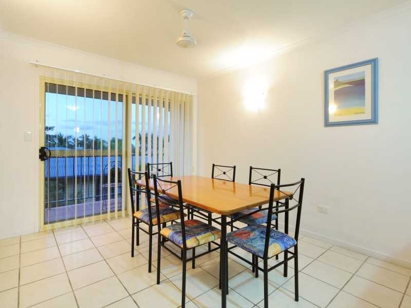 Unit 27/24 Beach Road, Cannonvale QLD 4802