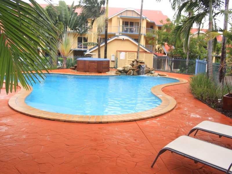 Unit 15/24 Beach Road, Cannonvale QLD 4802