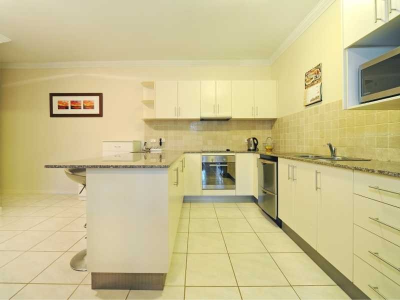 Unit/42/21 Shute Harbour Road, Cannonvale QLD 4802