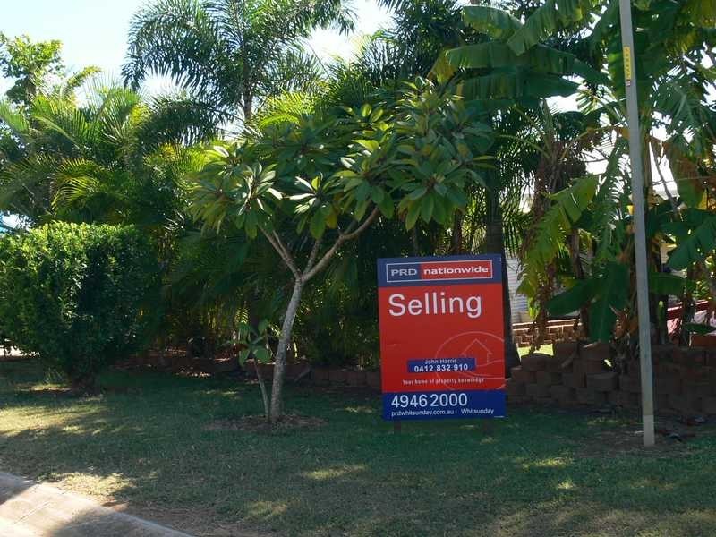 14 Gloucester Avenue, Hideaway Bay QLD 4800