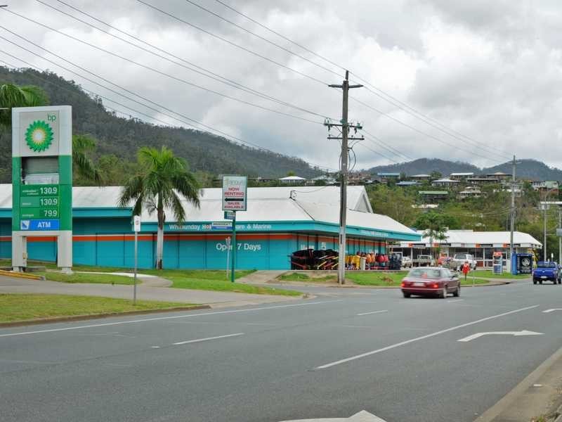 106 Shute Harbour Road, Cannonvale QLD 4802