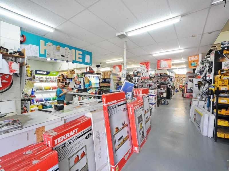 106 Shute Harbour Road, Cannonvale QLD 4802