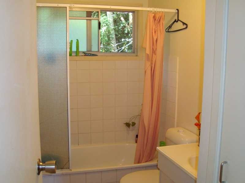 Unit 7/6 St Martins Lane, Cannonvale QLD 4802