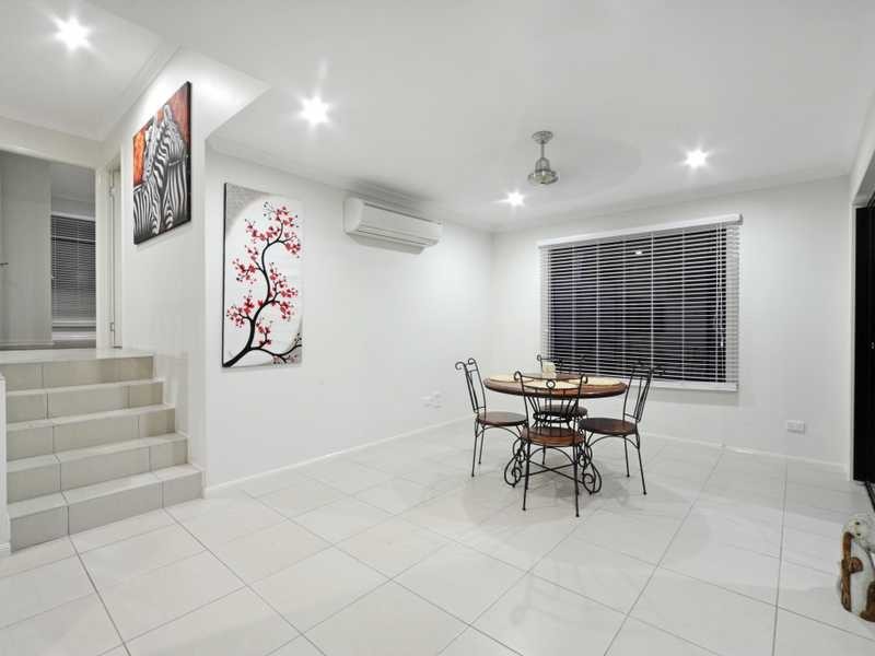 33 Eshelby Drive, Cannonvale QLD 4802