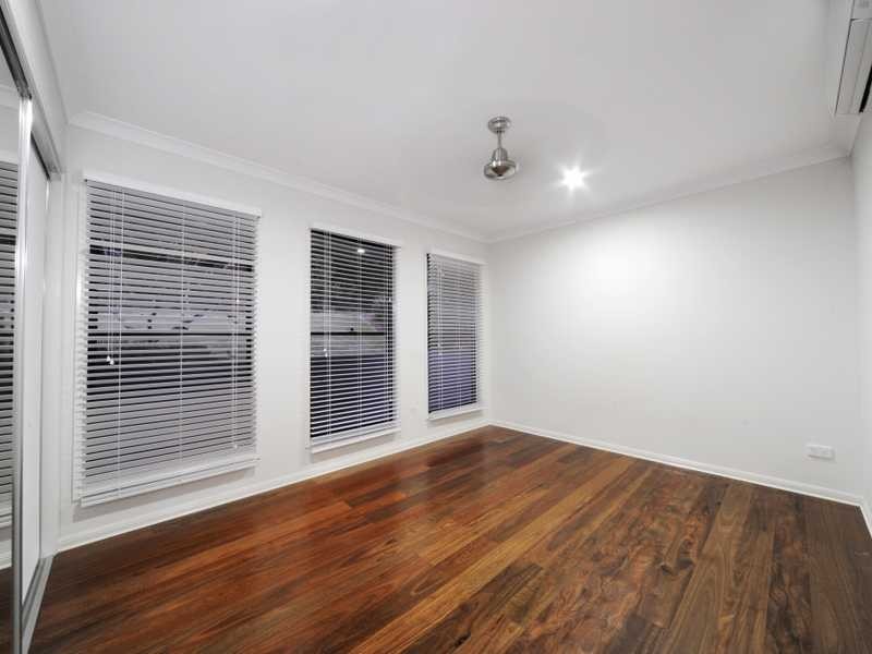 33 Eshelby Drive, Cannonvale QLD 4802