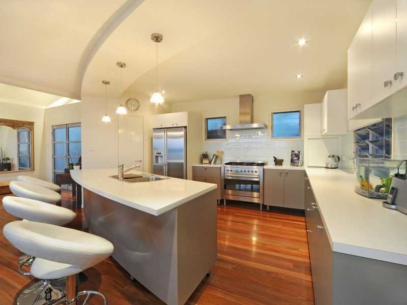 41 Harbour Ave, Shute Harbour QLD 4802