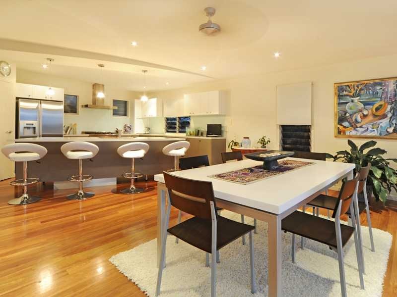 41 Harbour Ave, Shute Harbour QLD 4802